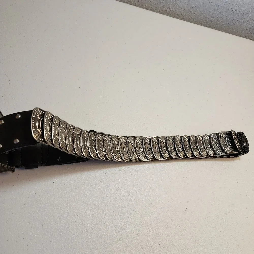 Western-Inspired Studded Silver Stretch Belt with Embossed Silver-Tone Accents